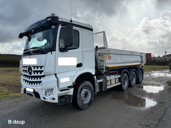 Mercedes-Benz Arocs 8x4 SLP Tipp