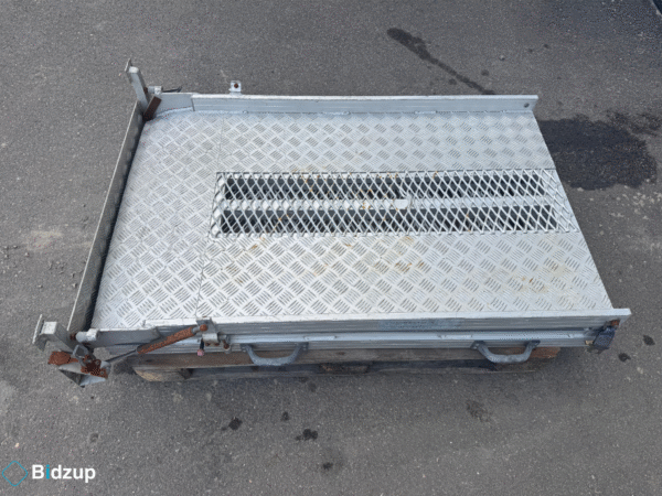 Kvistberga Invändig vikbar aluminiumramp