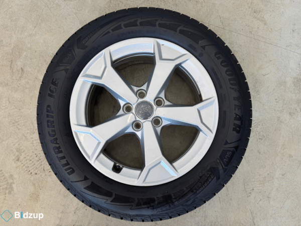 Audi Q3 2021 MS kompletta Vinterhjul